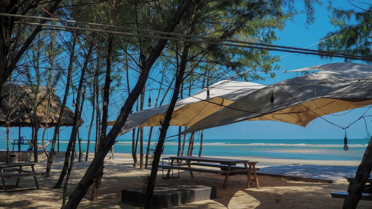 Xuyen Moc RV Rental | Vintage tent Amazing Camping Vivu24hn