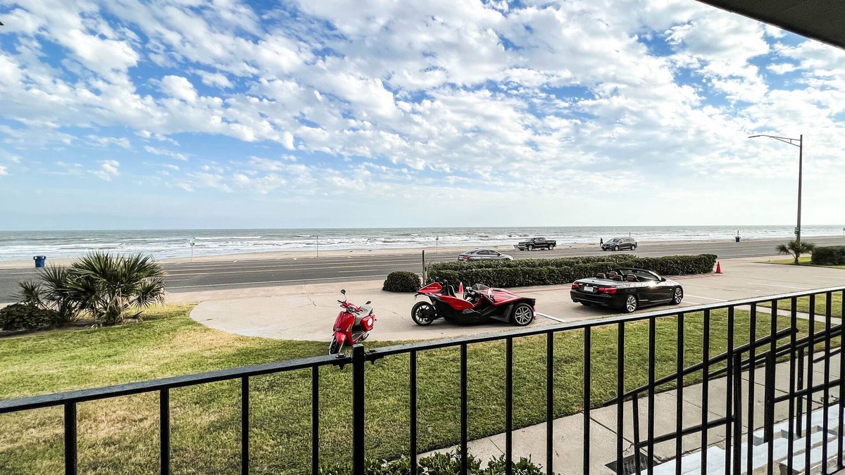 Galveston Condo | VIP Beach Front Condo-First Floor Beautiful 2 BR 2BA sleeps 6 #102