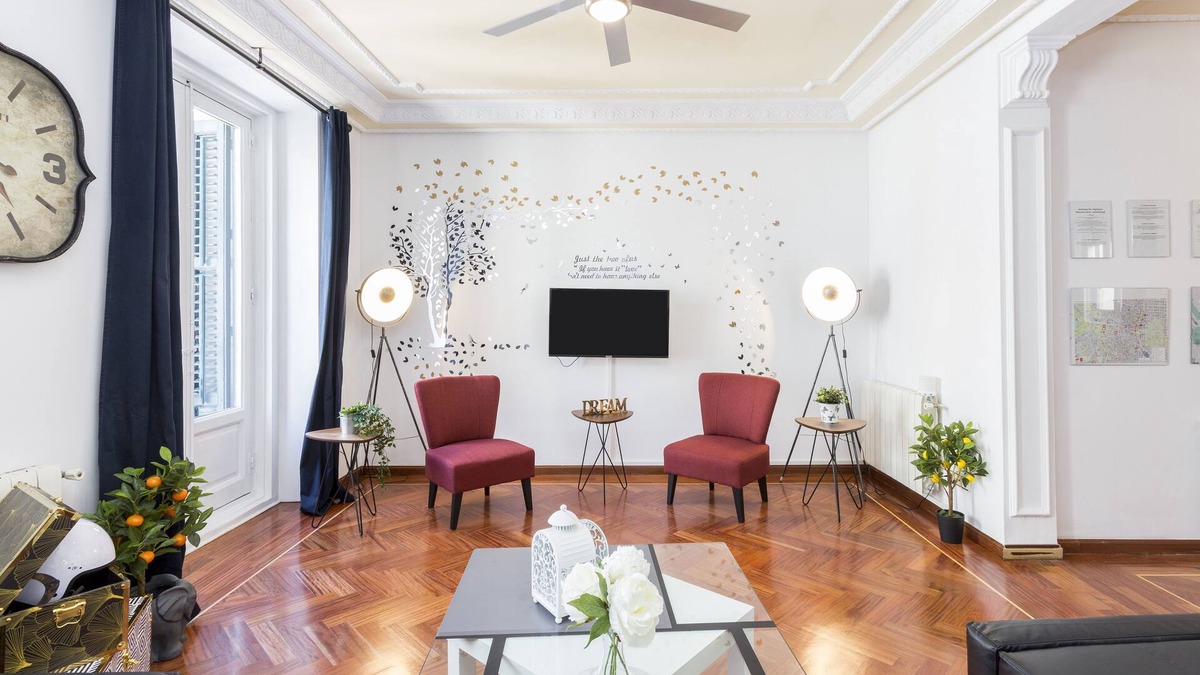 Golden Triangle of Art Apartment | vip LYRICS, by MONARO*