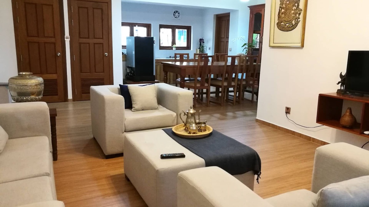 Sangkat Sla Kram Villa | VIP PRIVATE 3 BEDROOM VILLA IN TOWN