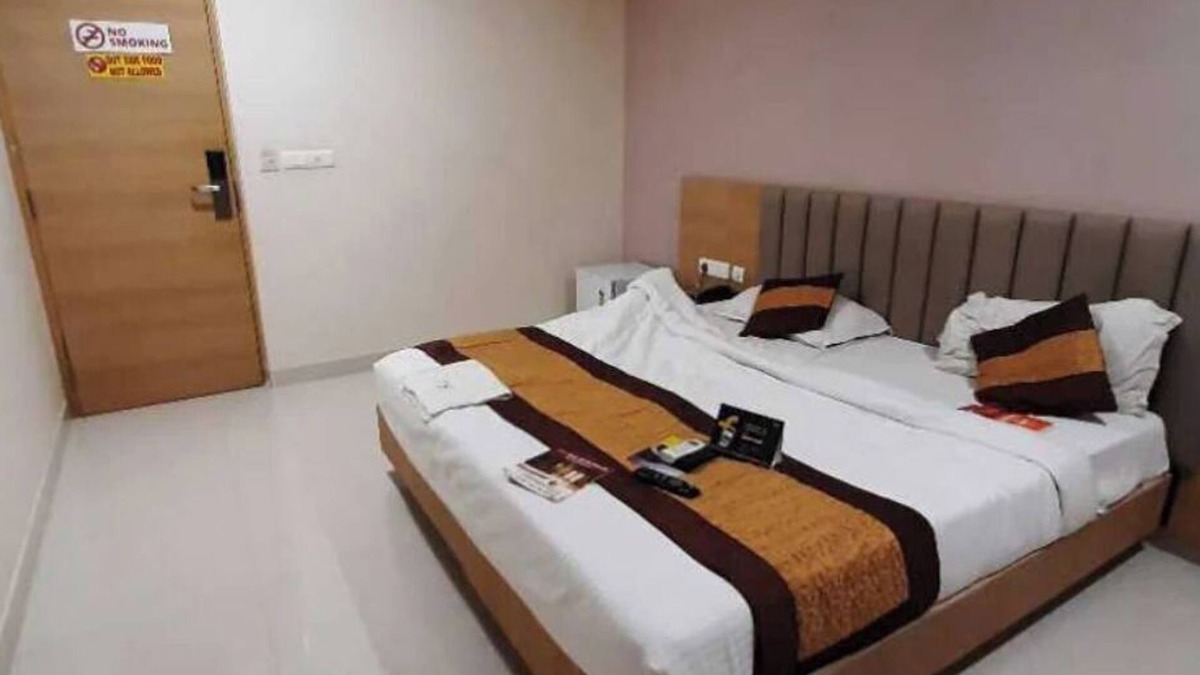 Hyderabad Apartment | Viraaj Suites - Very near to Miyapur junction, Unit 8
