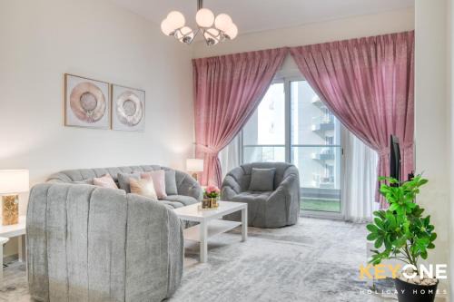 Dubai Apartment | Viridis Living Chic and Spacious 1BR