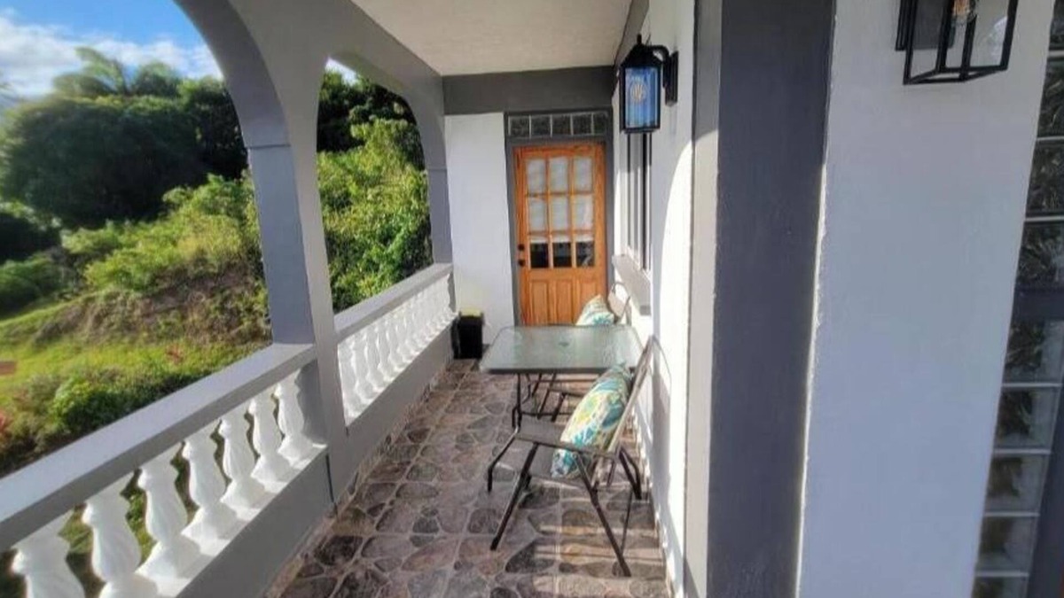 Portsmouth House | Visconti Guest House