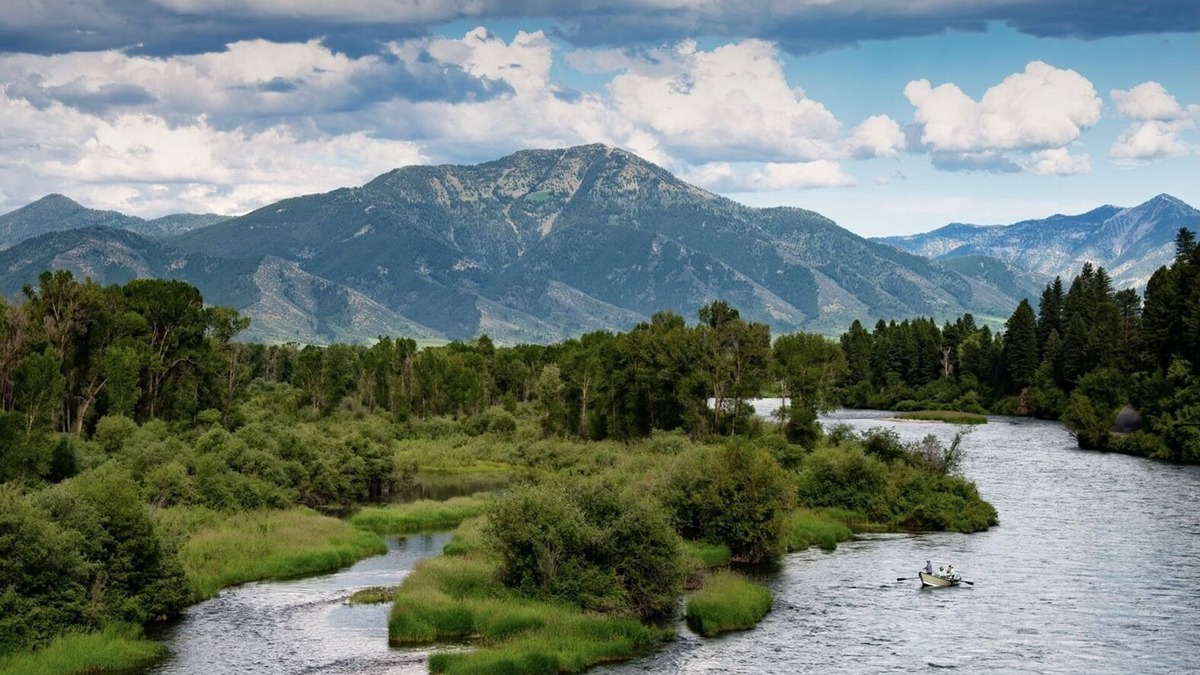 Swan Valley House | Visit Beautiful Swan Valley - Short drive to Victor and Jackson