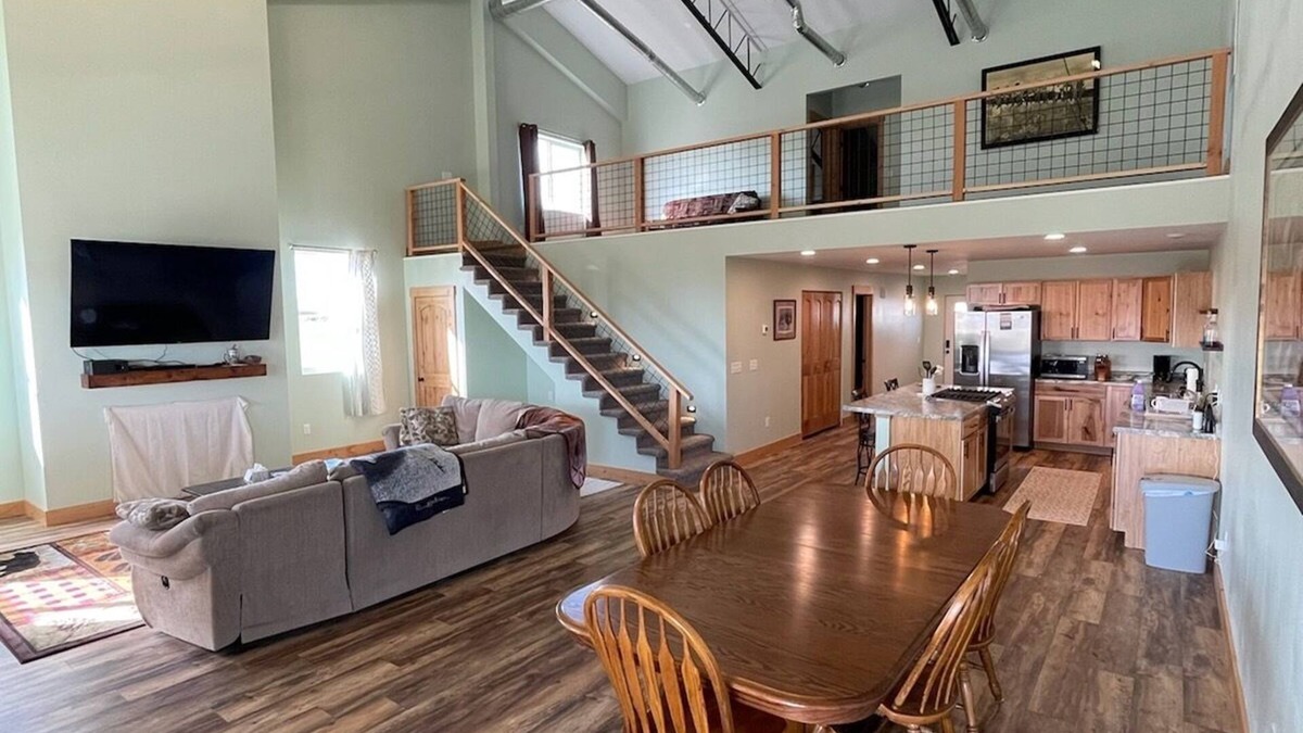Glendo House | Visit Spacious and Cozy Fisherman's Dream in Glendo, WY