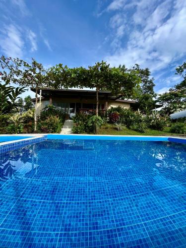 Canton Guatuso Villa | Vista al Volcán Tenorio y Montaña