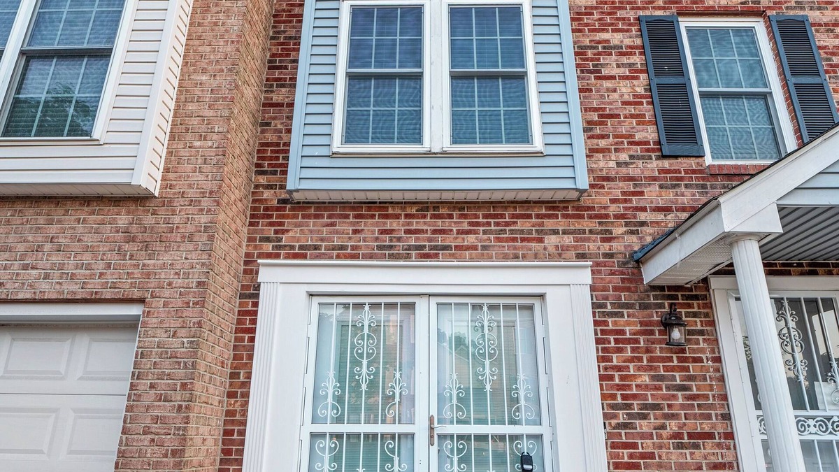 Garfield Heights Apartment | Vista B Very friendly