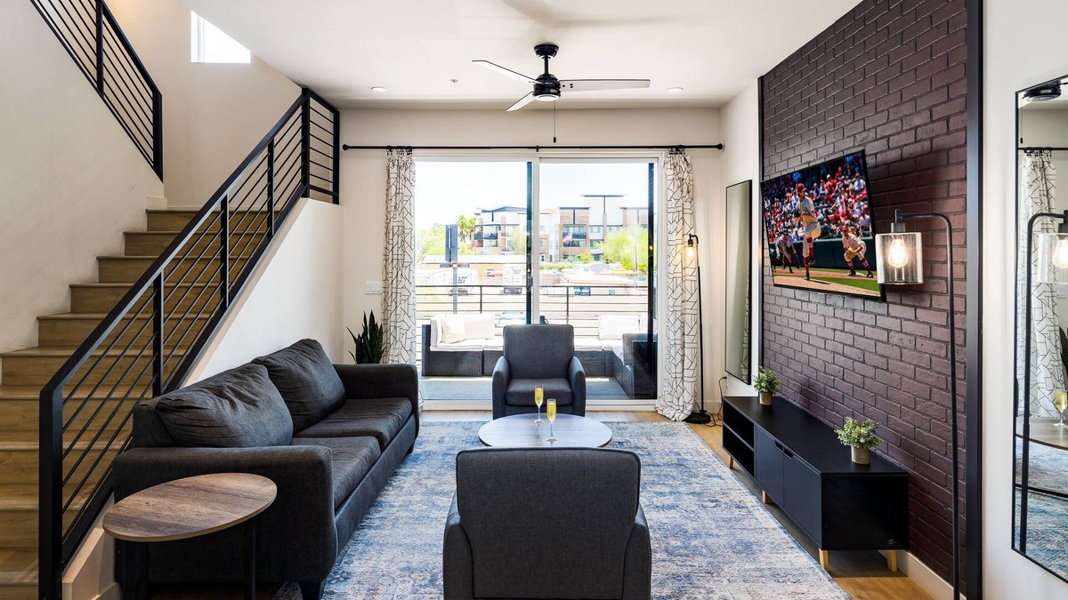 Arts District House | Vista Del Camino-6 Condos-Hot Tub-In Old Town