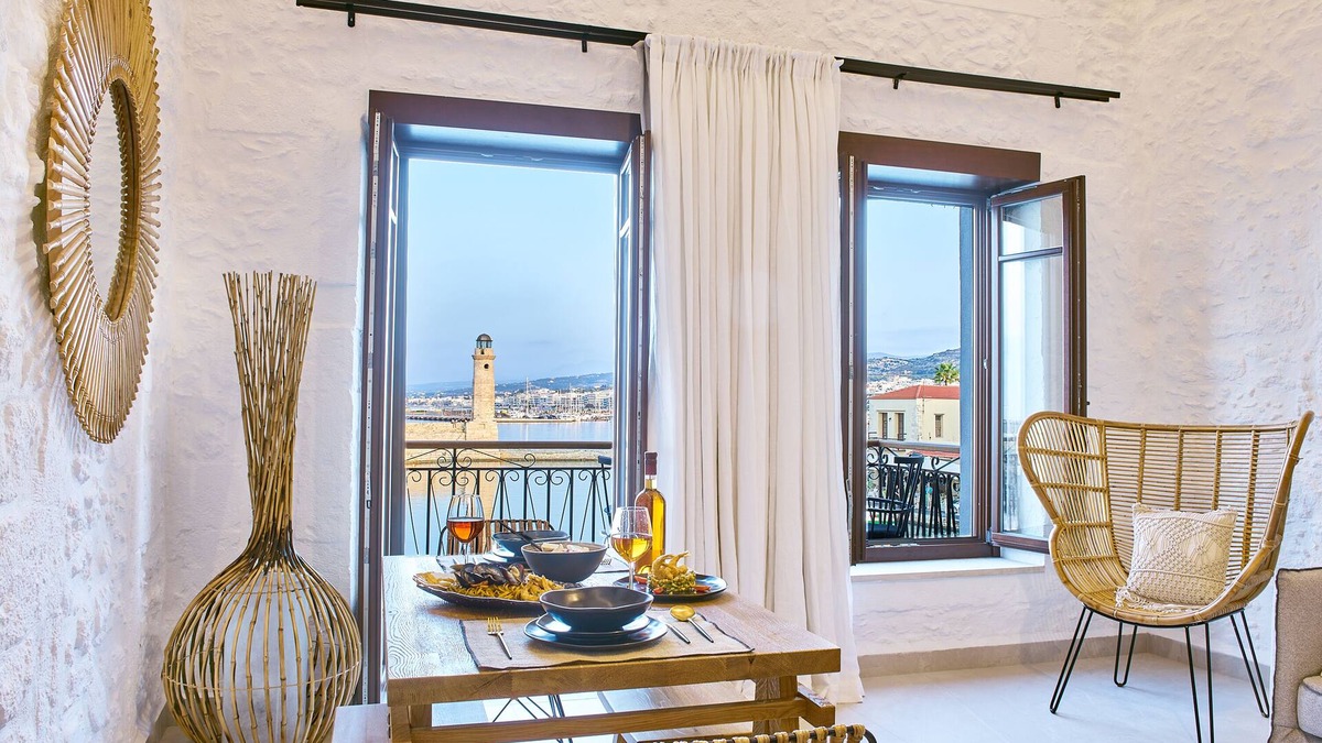 Old Town Rethymnon House | vista del porto luxury suites (port)
