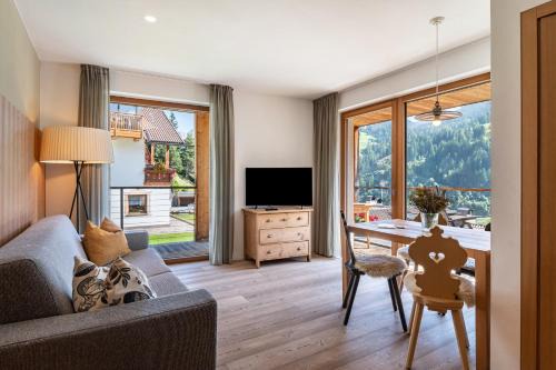 Santa Cristina Val Gardena Apartment | Vista Dolomites Apartment Harmony