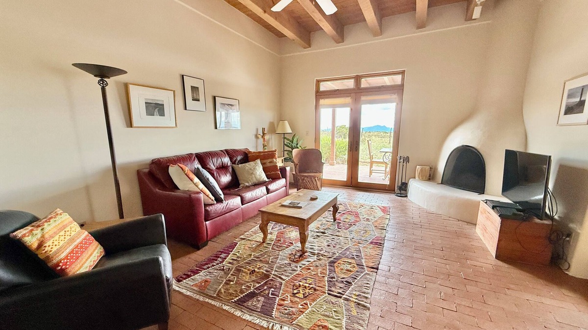Eldorado at Santa Fe House | Vista Gloriosa - panoramic mountain views in Eldorado.