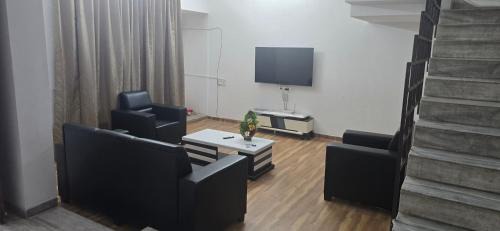 Cidco House | Vista homez