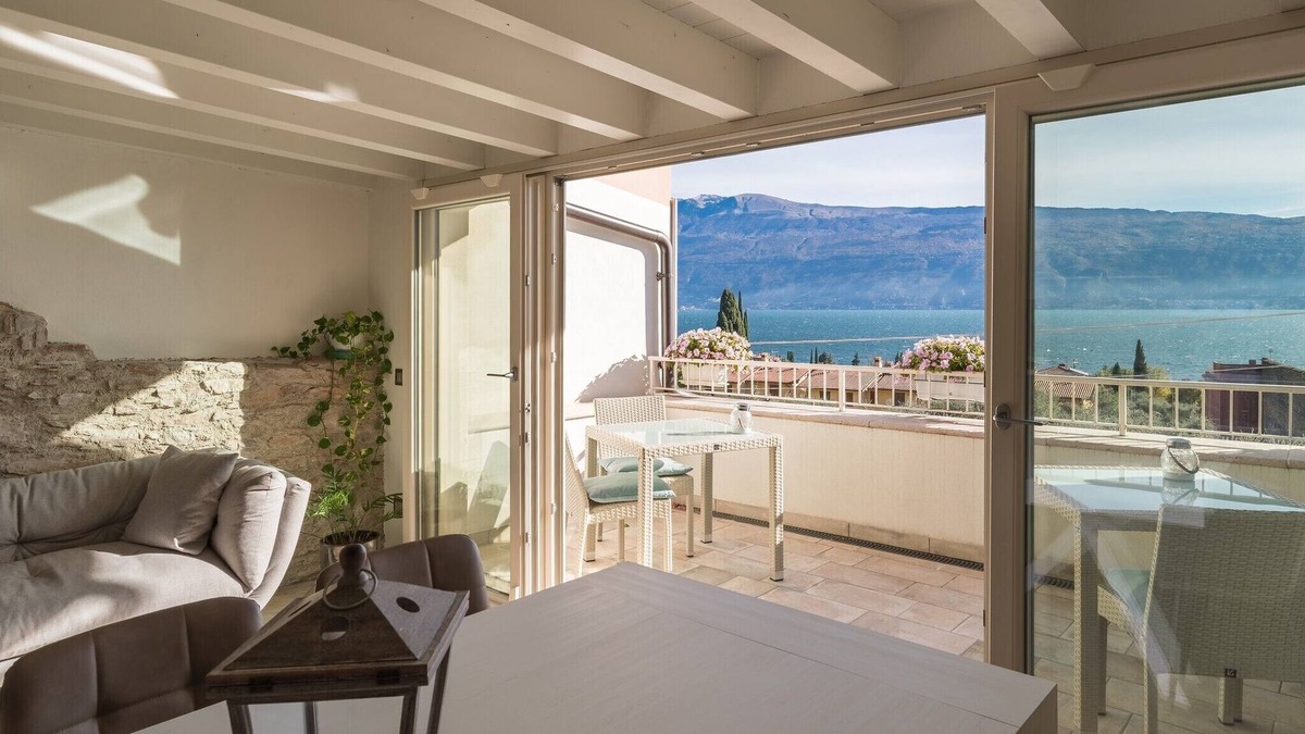 Roina Bed & Breakfast | Vista Lago