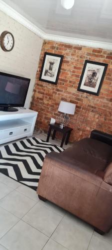 Taung Station House | Vista Ree Guesthouse