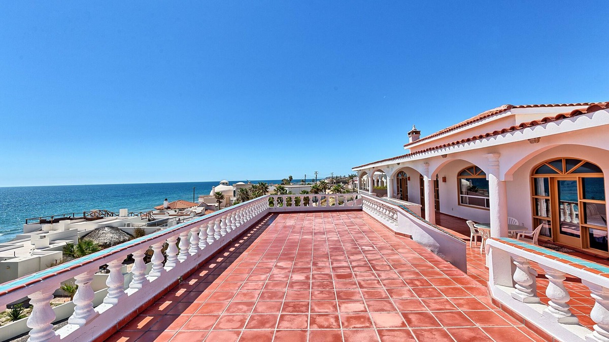 Brisas del Golfo House | Vistas de Las Olas Main House: Enjoy beachviews in this Mexican-inspired home