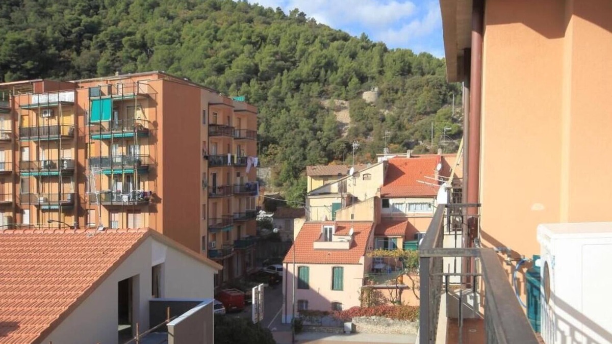 Borghetto Santo Spirito Apartment | Vittorio Veneto 9 Int 20