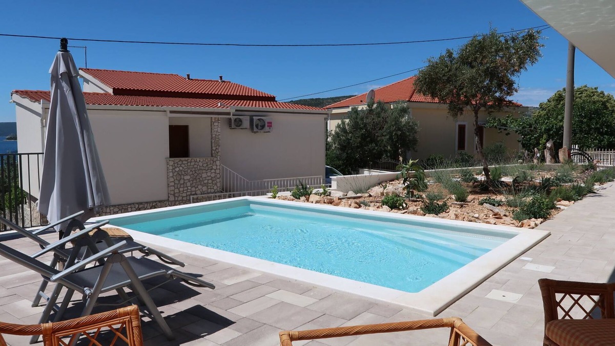 Seget Vranjica Apartment | Viva-by the sea-garden & terraces by Interhome