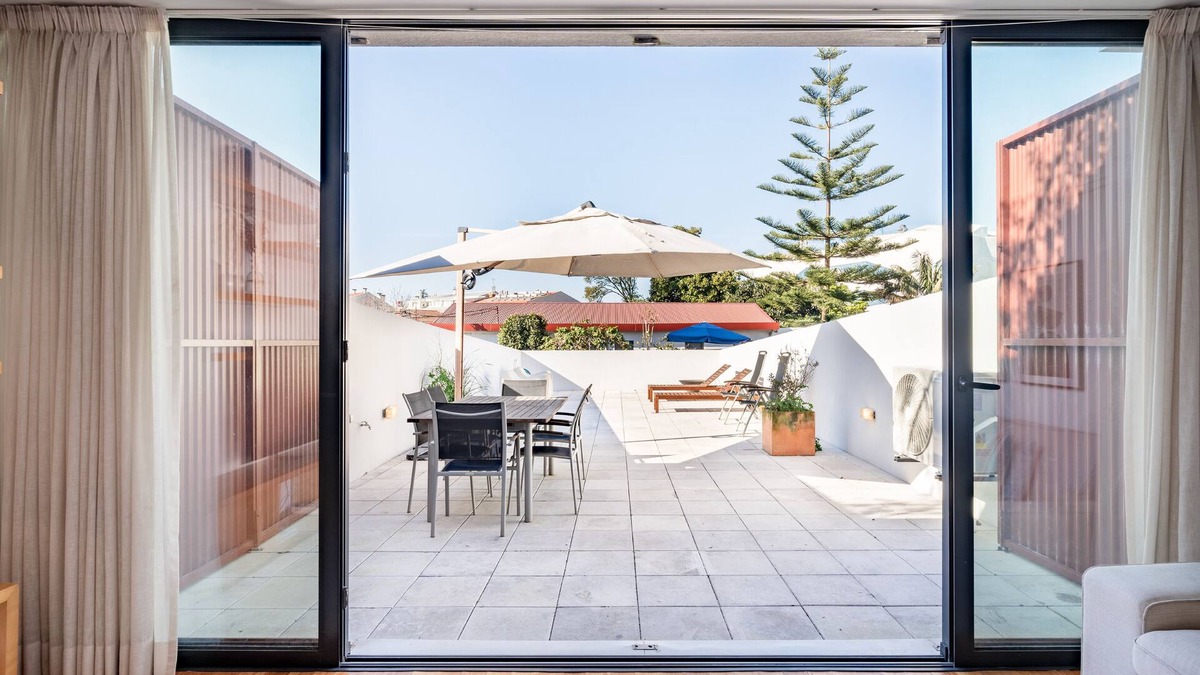 Ramalde Apartment | VIVA Serralves Patio