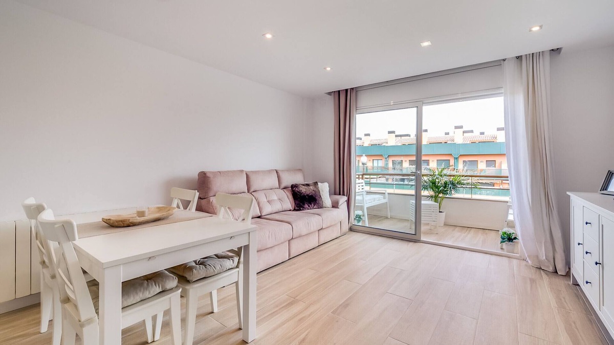 Palafolls Apartment | Vivalidays Elisabet