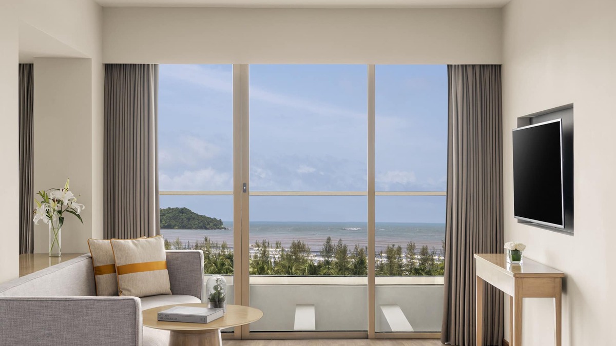 Caranzalem Hotel | Vivanta Goa, Miramar