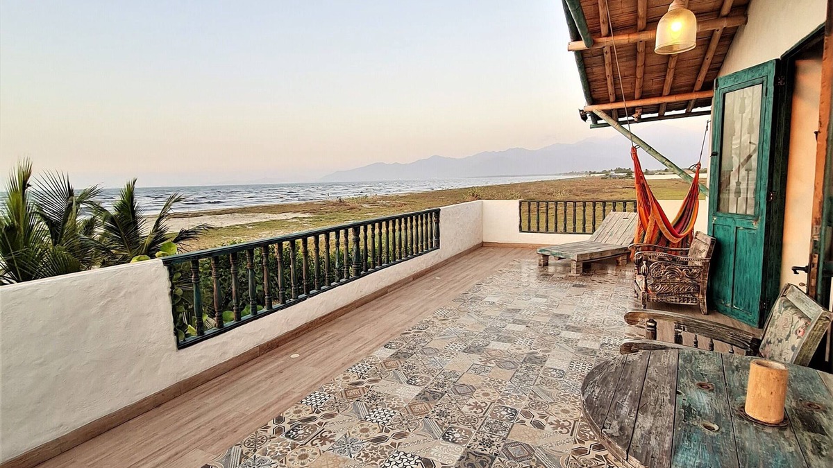 Puebloviejo House | Vive Chévere Beach: Casa Completa Frente al Mar con Experiencias Inolvidables