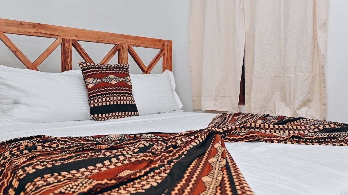Stone Town Bed & Breakfast | Vivi Cafe B&B