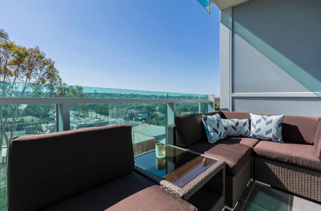 Glen Iris Apartment | Vivid on Malvern Road - A Convenient Lifestyle Stay