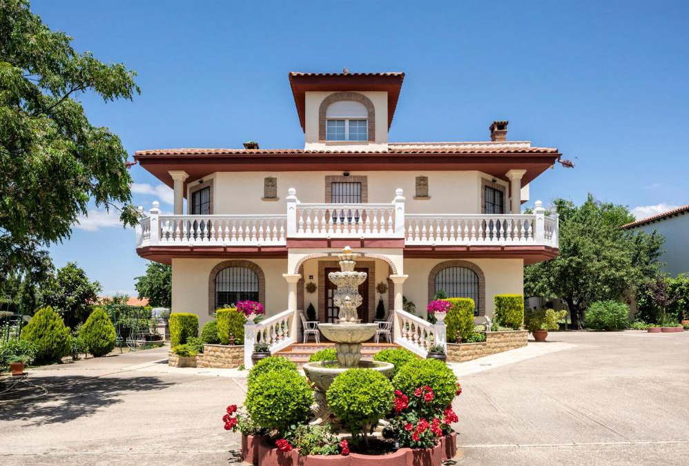 Baeza House | Vivienda Turística Rural Mari Carmen
