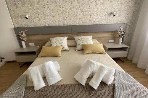 La Guardia Apartment | Vivienda Vista Mayor 3 Dorm Íntegro