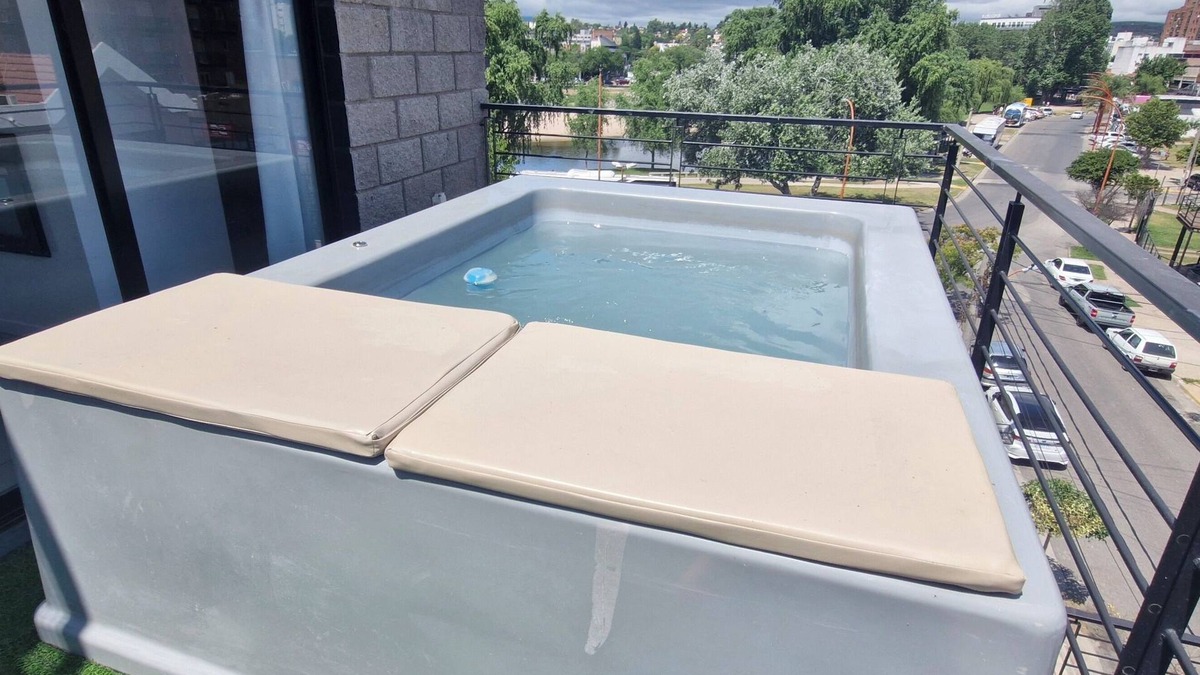 Villa Carlos Paz Apartment | Vivisierras, 3rd floor, Villa Carlos Paz downtown, lakefront, private mini pool