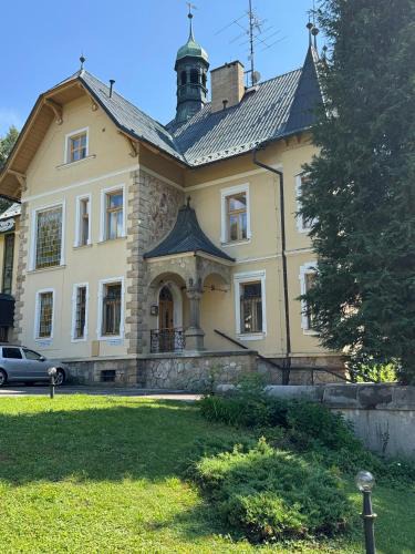 Luhacovice House | Vládní vila