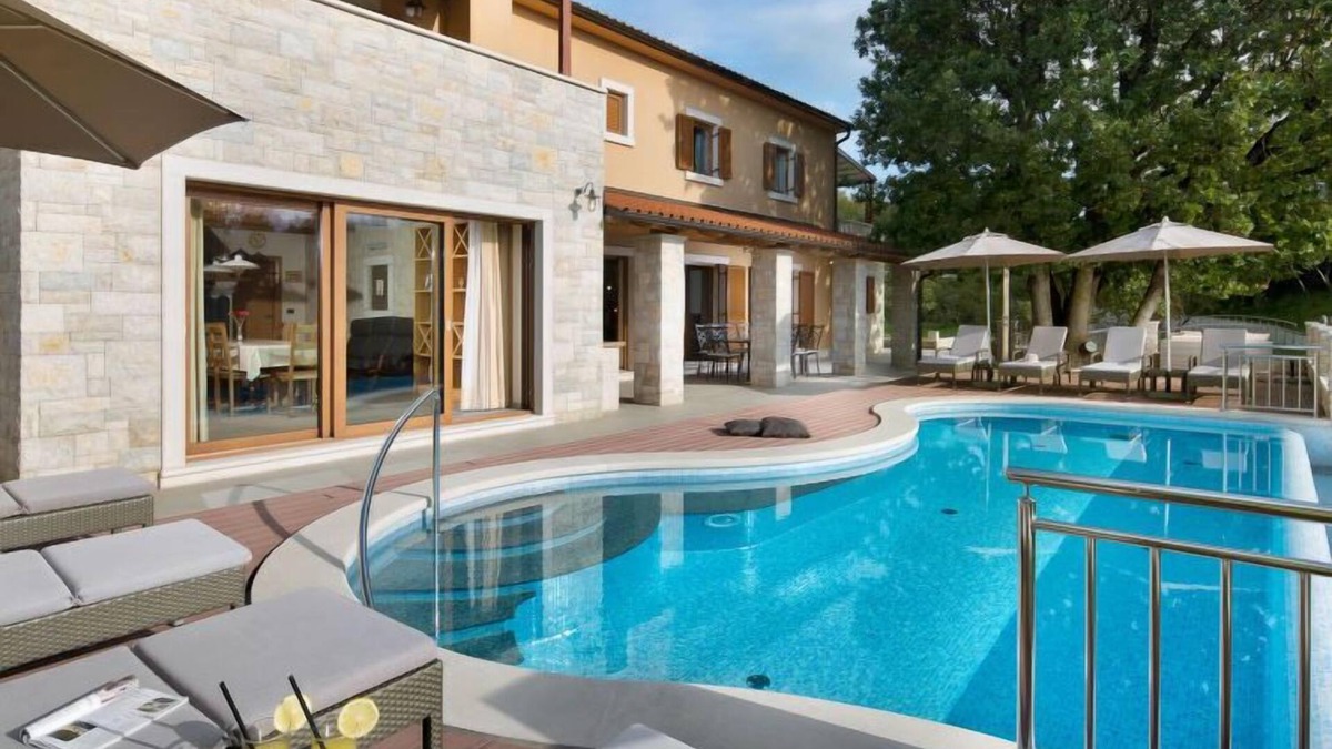 Kapelica House | Vlastelini by Interhome