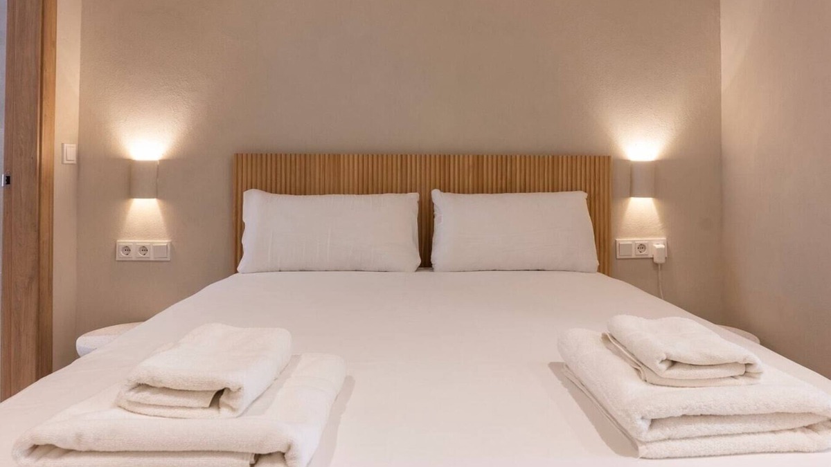 En Corts Apartment | VLC HOST - Palau D