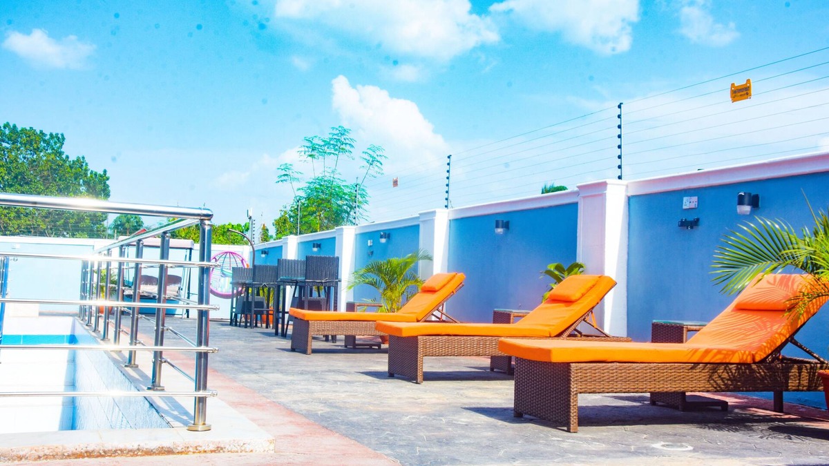 Obiaruku Hotel | VNN Suites & Resorts