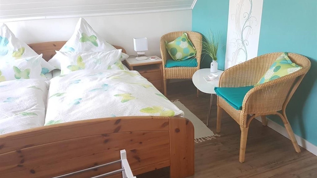 Rhens Apartment | Vogelsang vacation room - double room