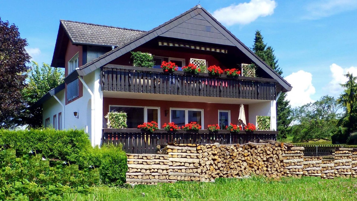 Friesenheim Apartment | Vogesenblick by Interhome