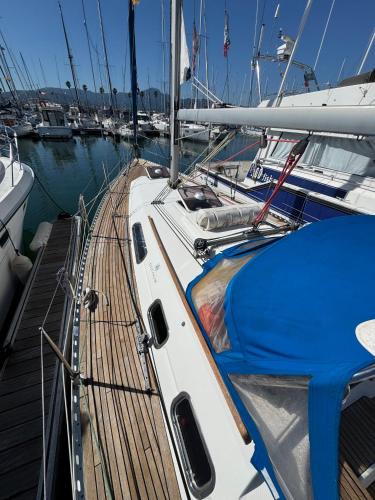 Hendaye Boat Rental | Voilier Dufour Classic 35