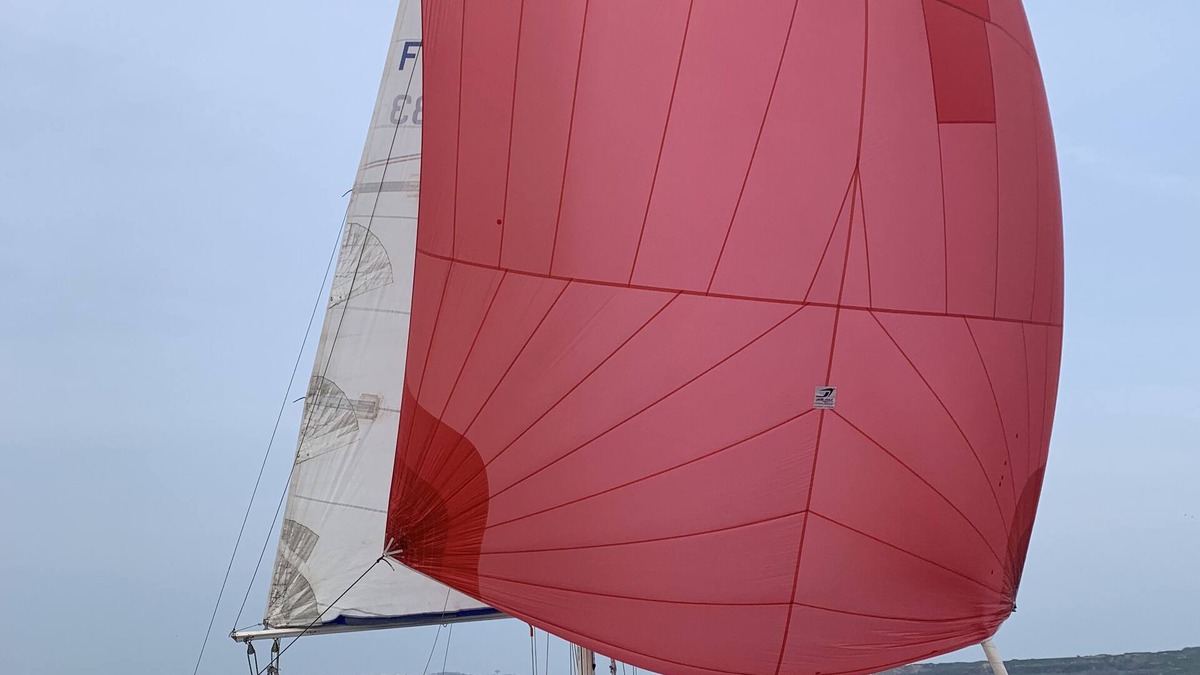 Boulogne-sur-Mer Boat Rental | Voilier Rush Capobar