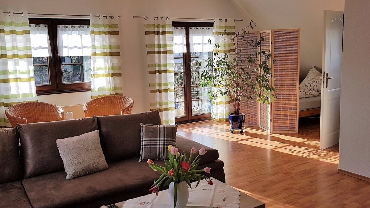 Schwarzenbach an der Saale Apartment | vollausgestattetes Feriendomizil mit traumhaften Garten und Grillmöglichkeit