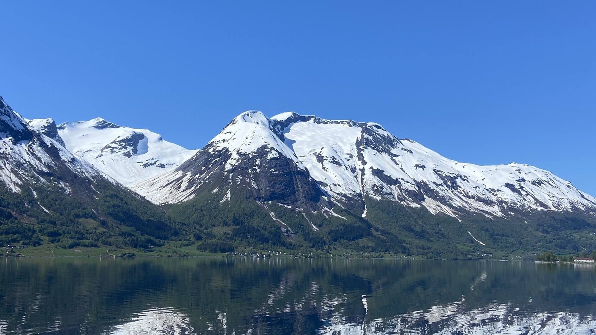 Hjelle Cabin | Vollsnes Feriehus Stryn