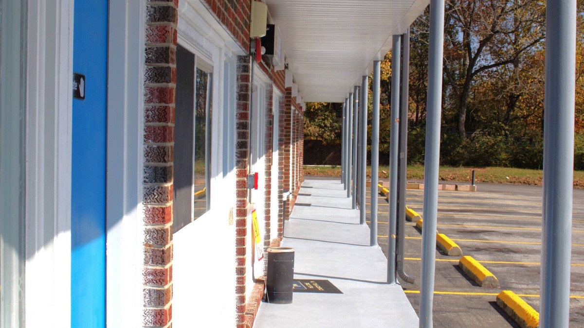 Lynn Garden Hotel | Volunteer Inn at Church Hill