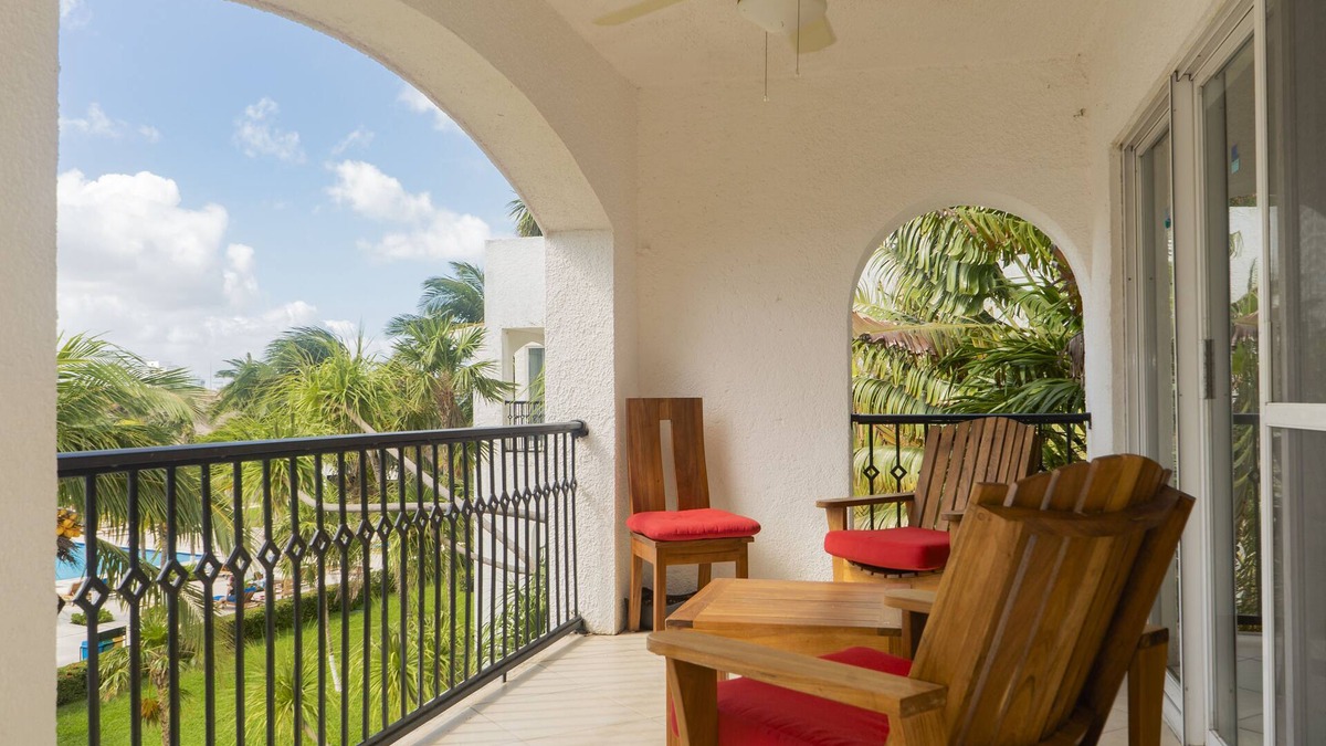 Punta Cancun Villa | Voted Cancun Best Beach Condo For Families & Friends