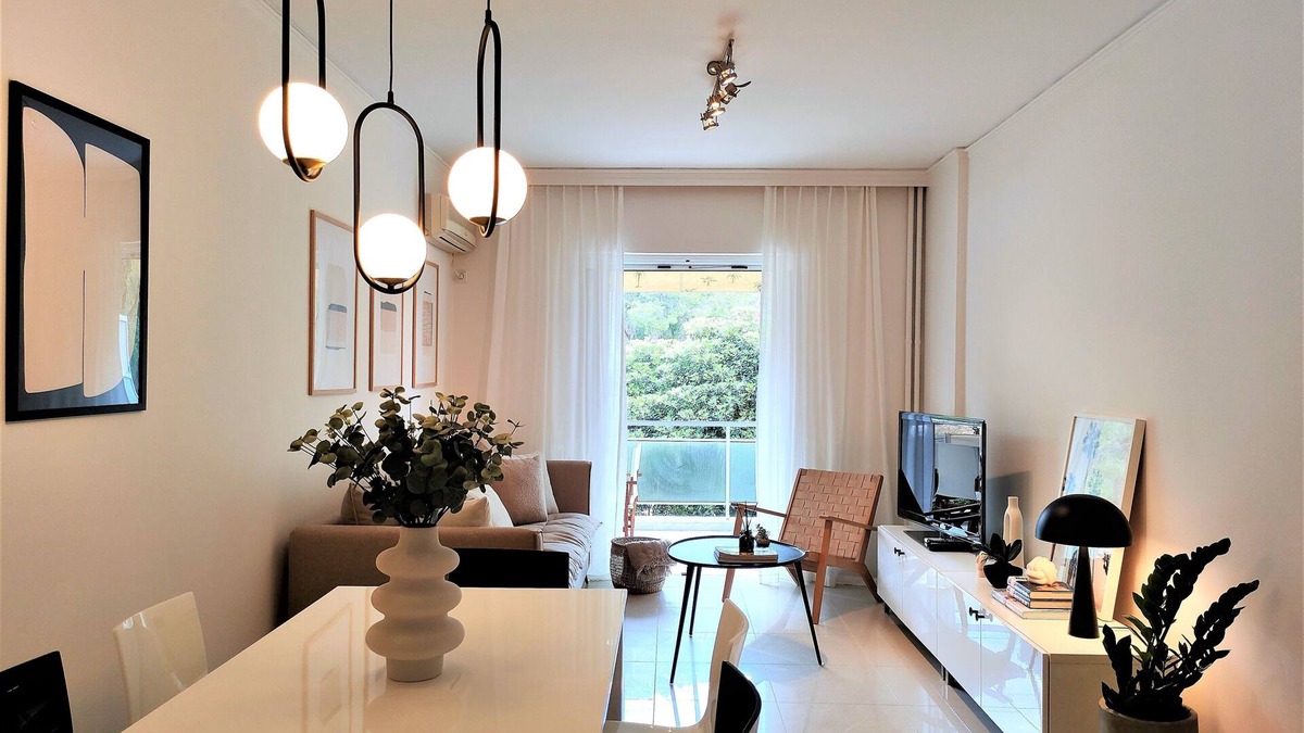 Vouliagmeni Apartment | Vouliagmeni Iasonos Residence Central Stylish Flat