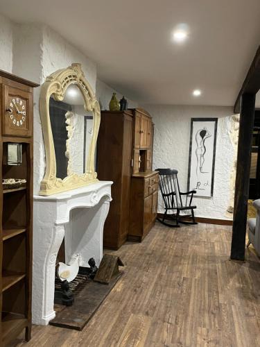 Saint-Martin-du-Mont House | Voyage dans le temps