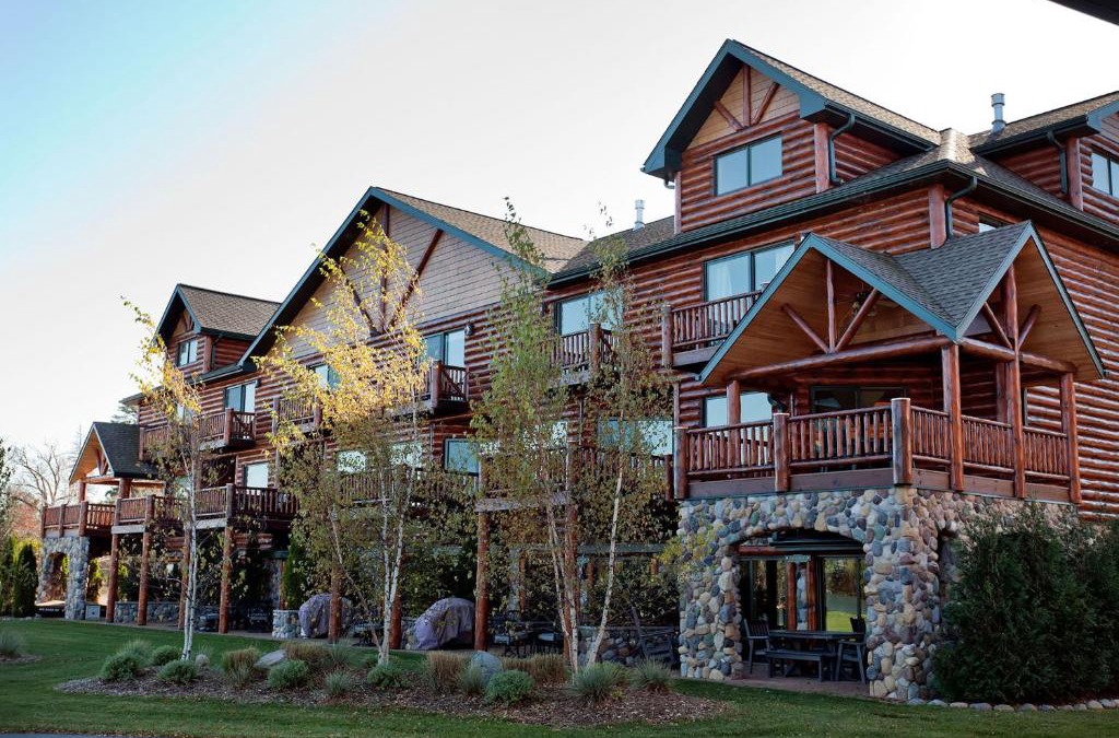 Eagle River House | Voyageur View