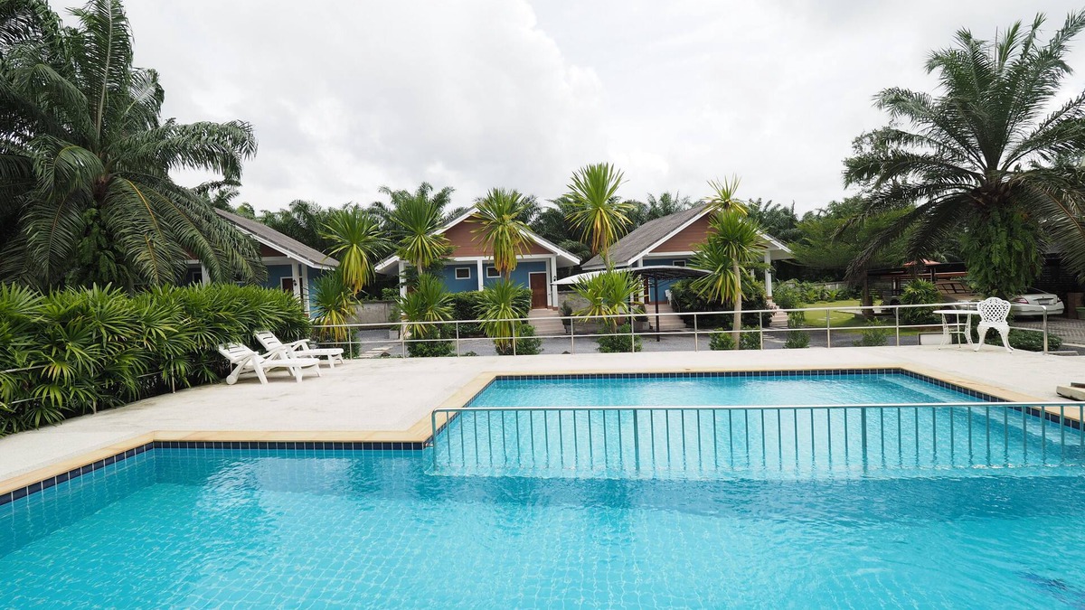 Khlong Thom Hotel | VP Resort