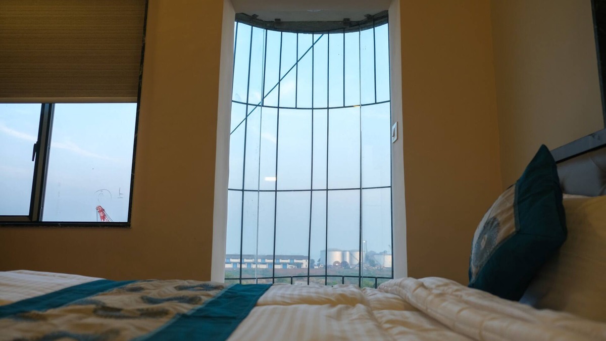 Masjid Bandar Hotel | VR Comforts