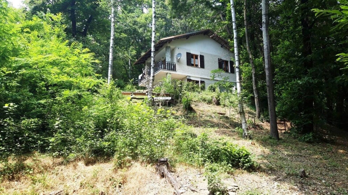 Villar San Costanzo Apartment | Vrbo Property