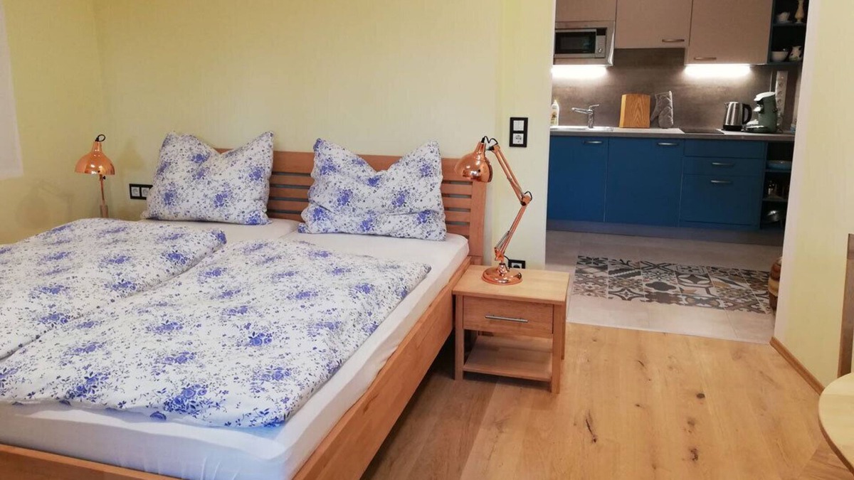 Maria Lanzendorf Apartment | Vrbo Property