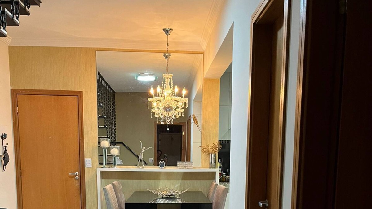Santa Monica Apartment | Vrbo Property